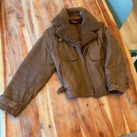 Vintage Mill Valley Banana Republic leather aviator jacket with shearling collar - Picture 9 of 9